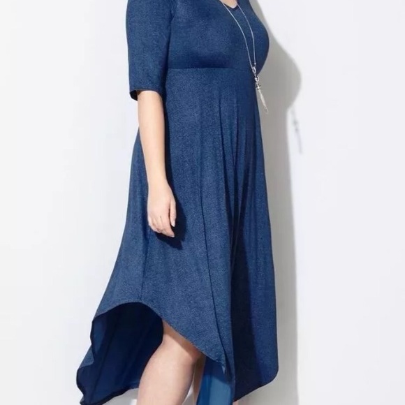 Avenue Dresses & Skirts - Avenue plus size skater dress
